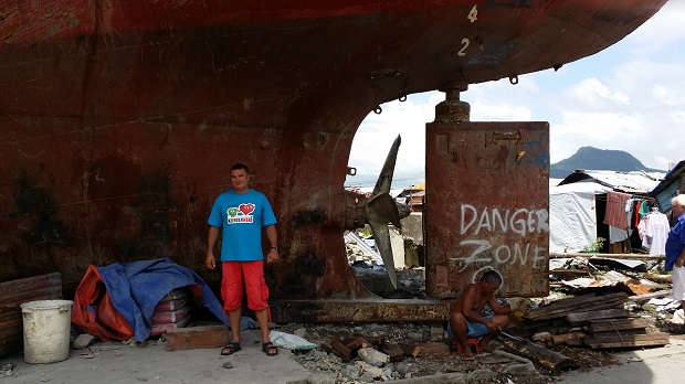 tl_files/kleiderherz/theme/images/Hilfsprojekt - 28.03.2014 - Tacloban, Philippinen/Propeller.jpg